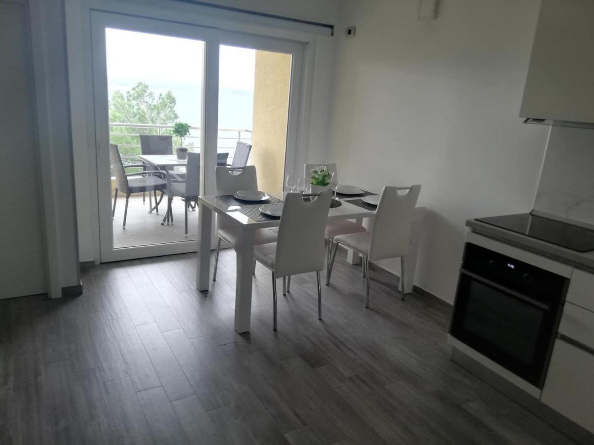 Апартаменти Novi Lux Новий Винодольський Екстер'єр фото